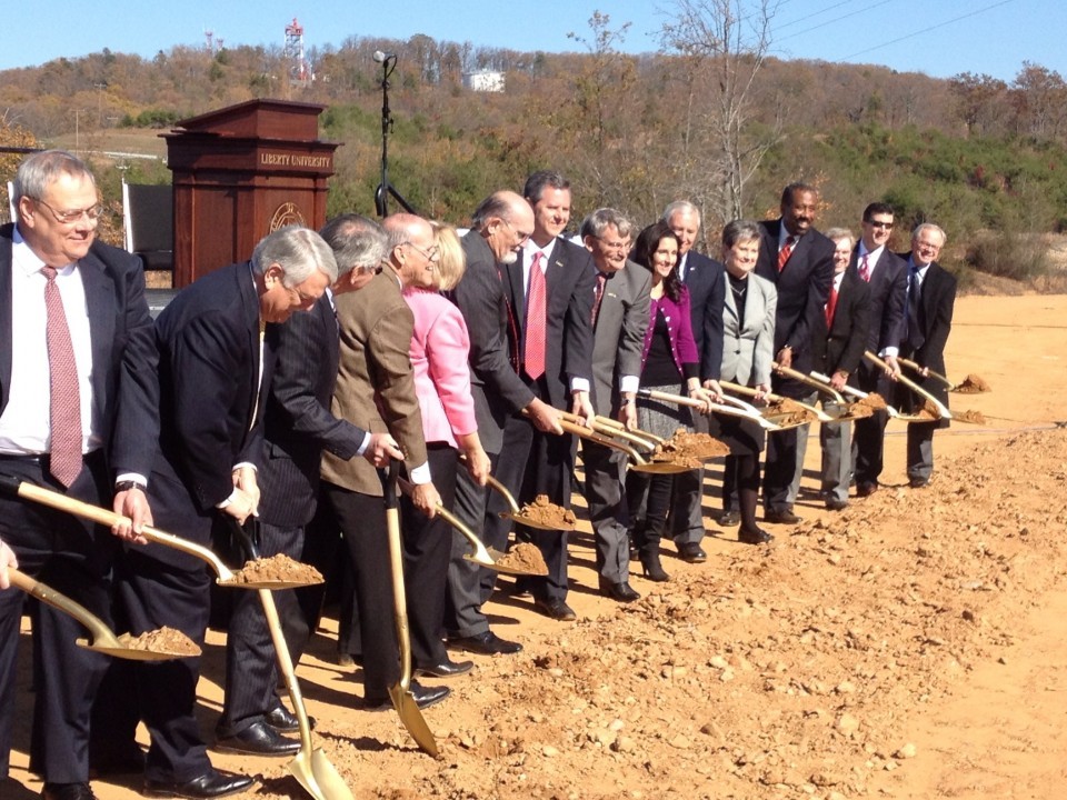 LU Medical School Groundbreaking
